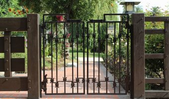 How to Make Your Backyard Look Great with Iron Fencing